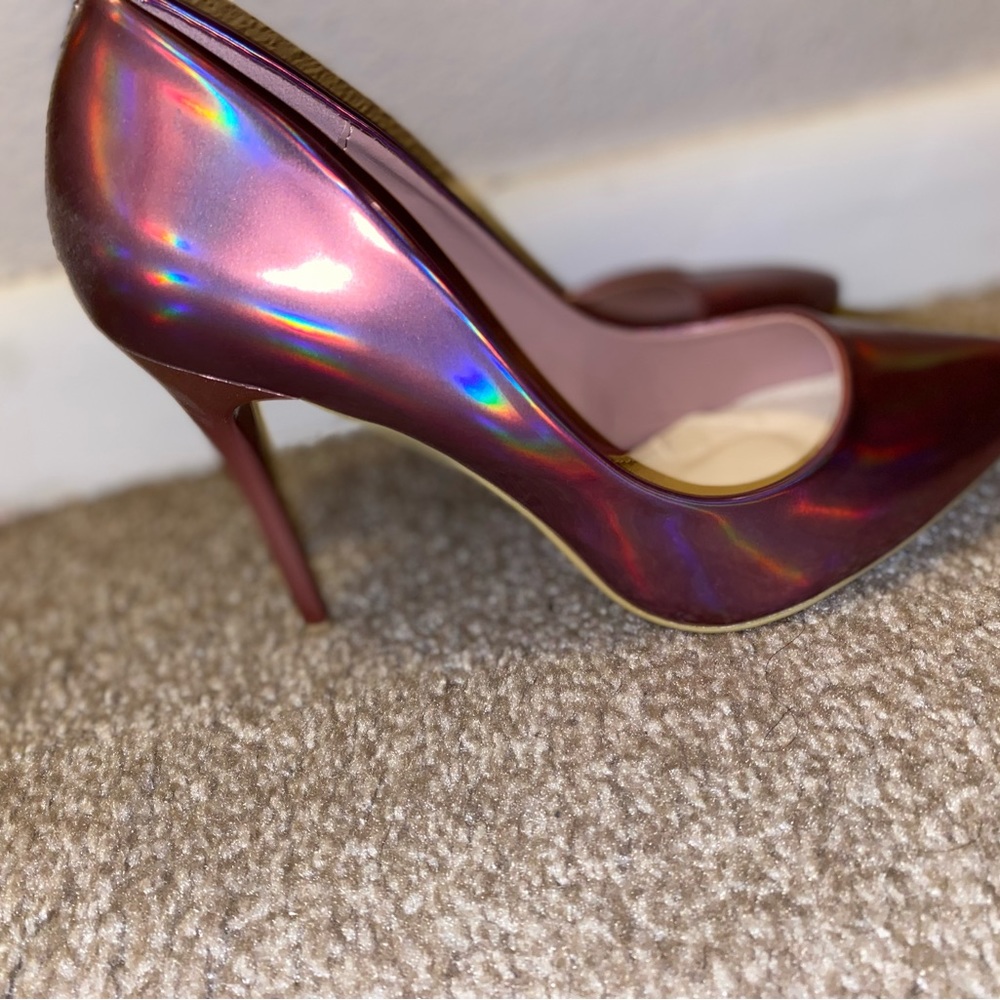 Pink stiletto pumps
